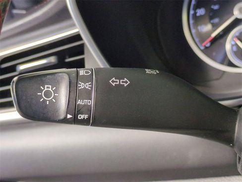 Used 2023 Genesis G70 3.3T w/ Sport Prestige Package image 29