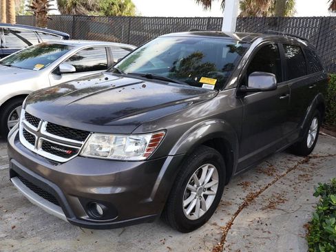 Used 2016 Dodge Journey SXT image 2