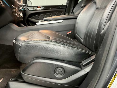 Used 2016 Mercedes-Benz GL 320 BlueTEC 4MATIC image 20
