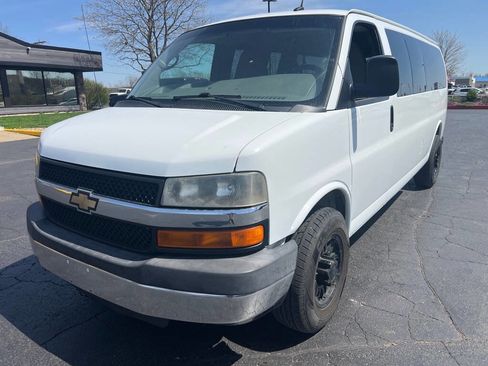 Used 2014 Chevrolet Express 3500 LT w/ LT Preferred Equipment Group image 12
