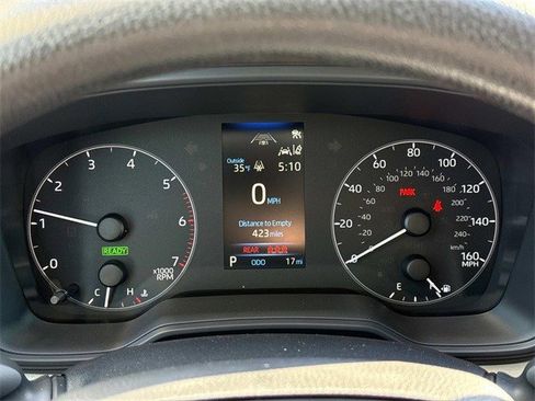 Used 2025 Toyota Corolla LE image 27