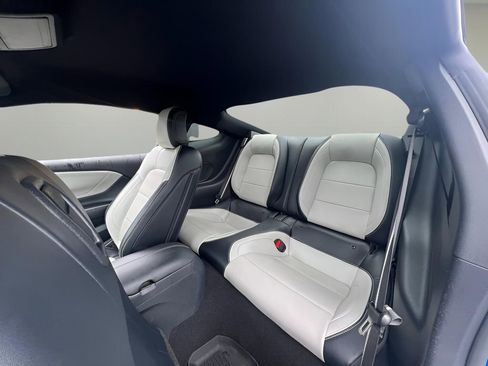 Used 2024 Ford Mustang GT Premium image 16