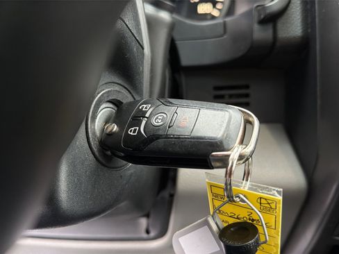 Used 2016 Ford F150 XLT w/ Equipment Group 302A Luxury image 24