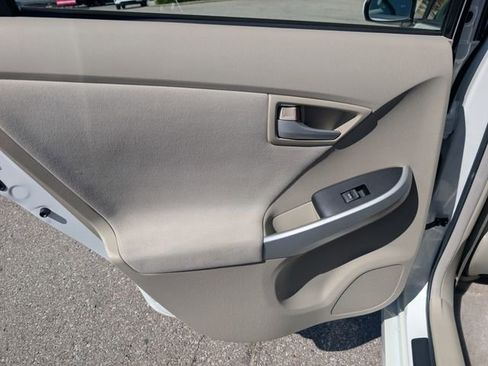 Used 2010 Toyota Prius FWD image 16