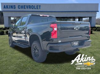 New 2026 Chevrolet Silverado 1500 ZR2 w/ Dark Appearance Package AWD/4WD video 2