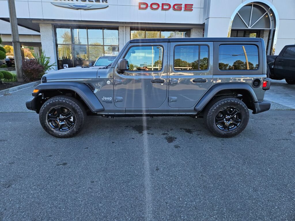 Used 2020 Jeep Wrangler Unlimited Sport S AWD/4WD image 2