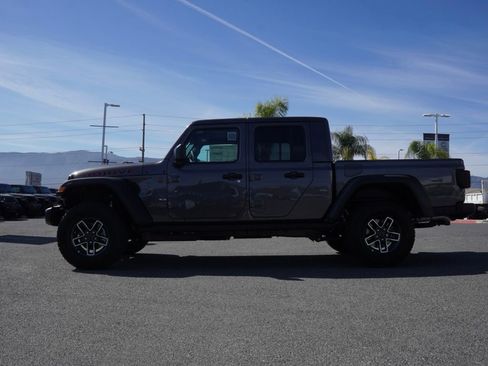 New 2026 Jeep Gladiator Mojave image 7