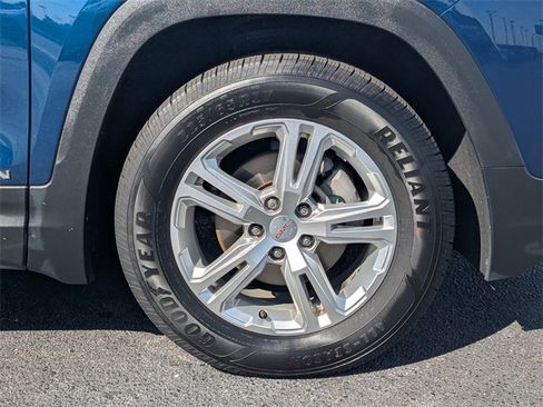 Used 2020 GMC Terrain SLE image 10