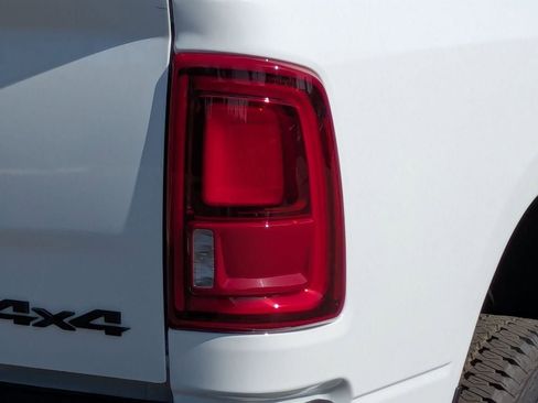 New 2026 RAM 2500 Laramie AWD/4WD image 5
