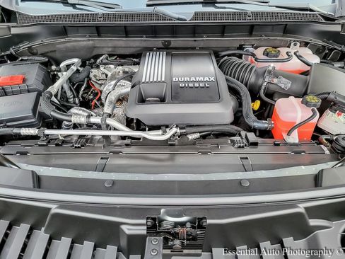 New 2026 Chevrolet Suburban RST w/ RST Capability Package image 21