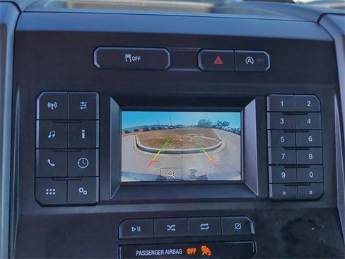 Used 2018 Ford F150 XLT image 18