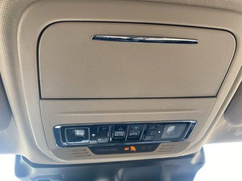 New 2025 Lincoln Corsair Grand Touring AWD/4WD image 25