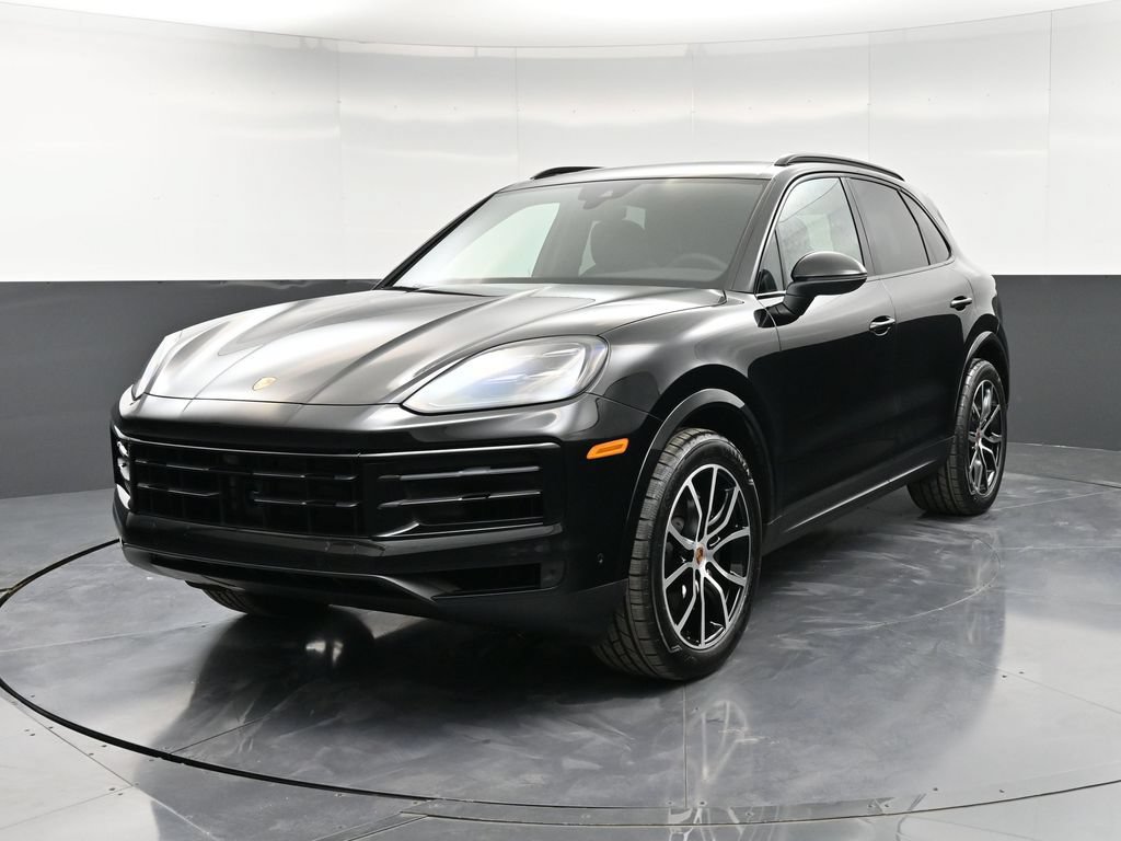Certified 2026 Porsche Cayenne AWD/4WD image 6