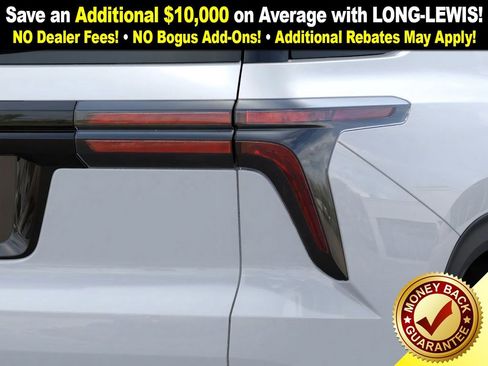 New 2026 Chevrolet Traverse LT image 16