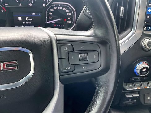 Used 2021 GMC Sierra 1500 SLT w/ SLT Premium Plus Package AWD/4WD image 15