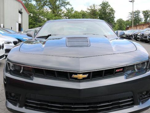 Used 2015 Chevrolet Camaro SS w/ RS Package RWD image 2