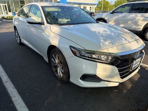 Used 2021 Honda Accord LX image 3