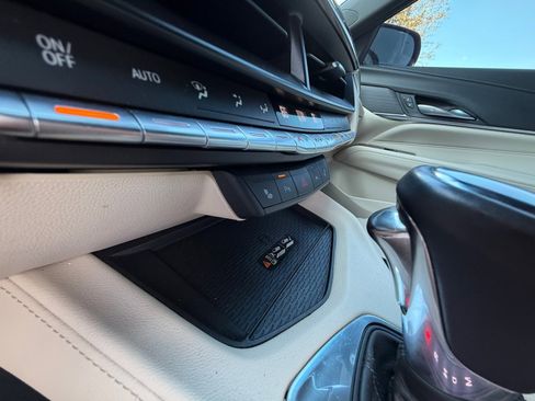 Used 2023 Cadillac CT4 Luxury w/ Cold Weather Package image 20