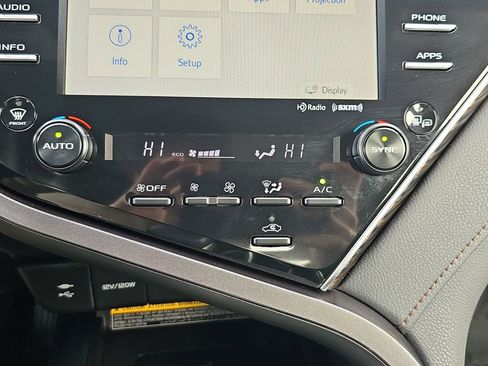 Used 2018 Toyota Camry XLE w/ Audio Package image 27