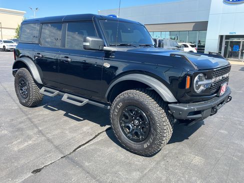 Used 2024 Ford Bronco Wildtrak AWD/4WD image 8