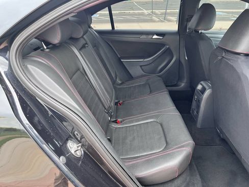 Used 2012 Volkswagen Jetta GLI Autobahn FWD image 16