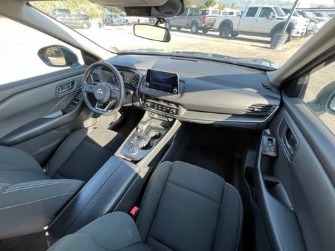 Used 2024 Nissan Rogue S AWD/4WD image 20