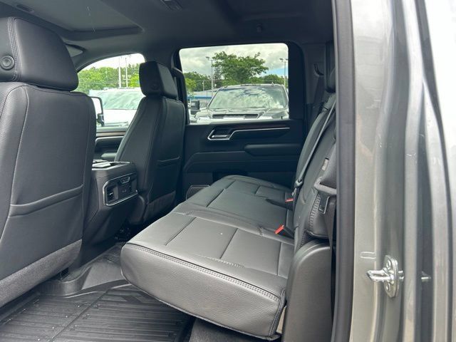 New 2026 GMC Sierra 2500 Denali w/ Denali Reserve Package AWD/4WD image 11