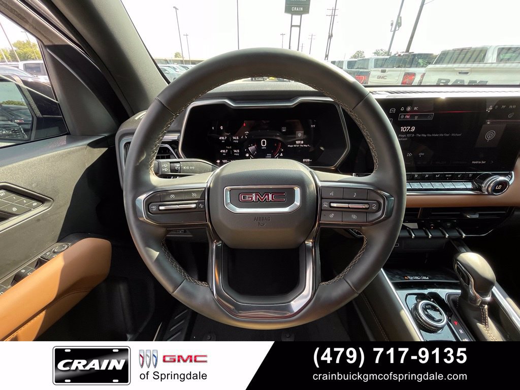 Used 2026 GMC Canyon AT4 w/ Technology Plus Package AWD/4WD image 13