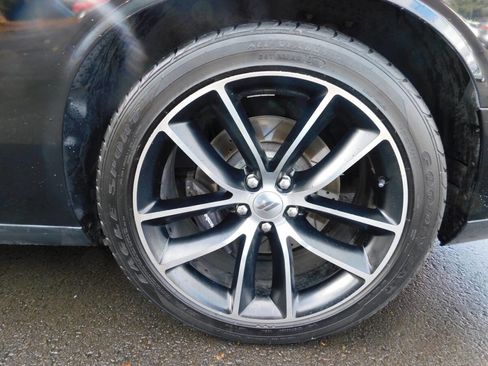 Used 2018 Dodge Challenger R/T Plus image 24