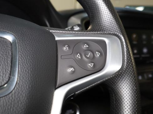 Used 2024 GMC Terrain SLE AWD/4WD image 21