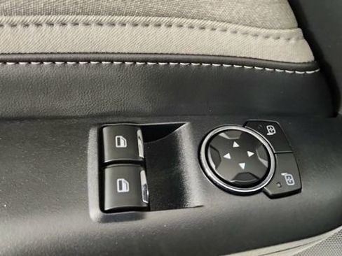 Used 2025 Ford Mustang GT RWD image 10