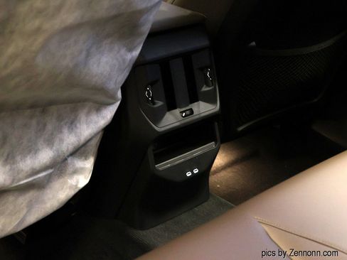 New 2026 BMW X3 xDrive30 w/ Premium Package image 14