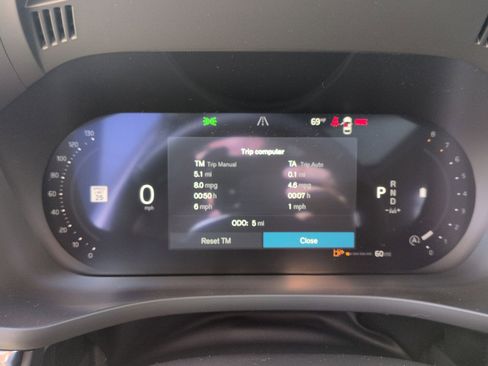 New 2026 Volvo XC60 B5 Plus w/ Protection Package Premier image 17