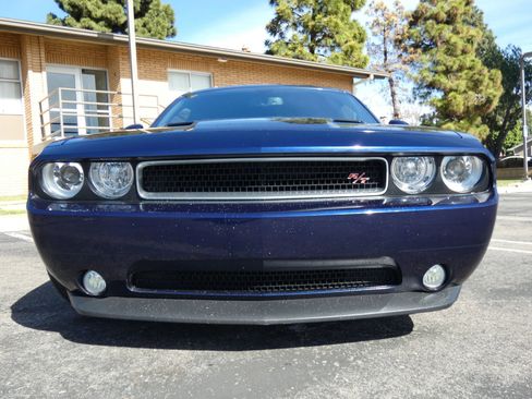 Used 2014 Dodge Challenger R/T image 15