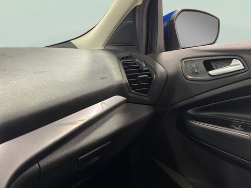Used 2019 Ford Escape SEL FWD image 33
