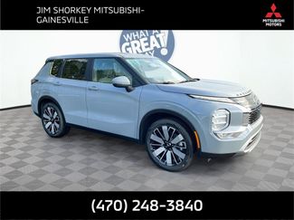 New 2026 Mitsubishi Outlander SE video 1