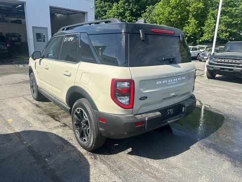 Used 2025 Ford Bronco Sport Outer Banks w/ Outer Banks Tech Package+ AWD/4WD image 7