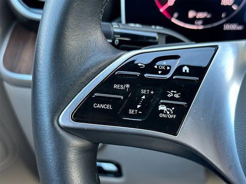 Certified 2025 Mercedes-Benz C 300 Sedan image 27