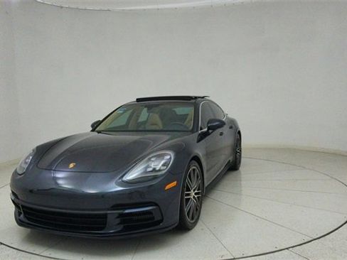 Used 2018 Porsche Panamera 4S image 63