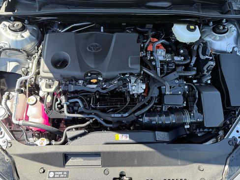 Used 2026 Toyota Camry LE FWD image 32