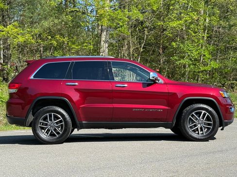 Used 2021 Jeep Grand Cherokee Limited image 4