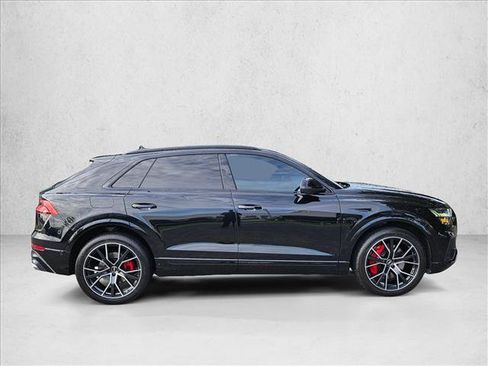 Used 2023 Audi SQ8 Prestige w/ Prestige Package AWD/4WD image 4