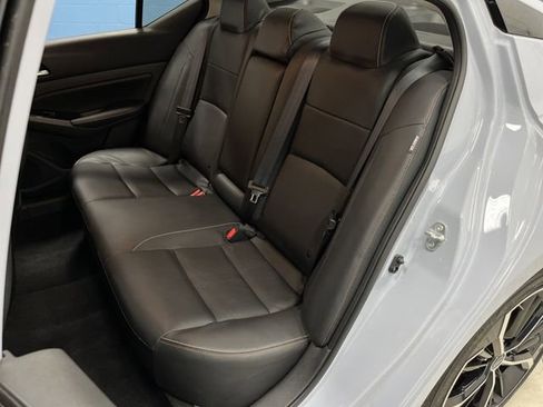 Used 2024 Nissan Altima 2.5 SR w/ SR Premium Package image 29