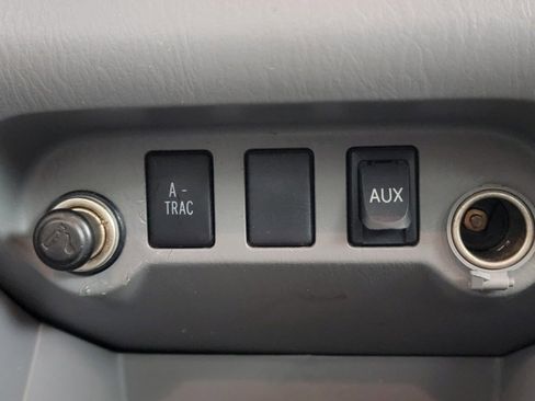 Used 2011 Toyota Tacoma 4x4 Double Cab image 21