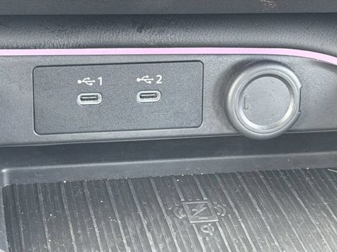 Used 2026 Nissan Sentra SR w/ SR All Weather Package FWD image 20