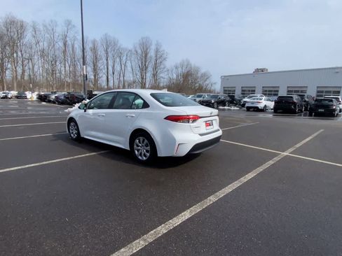Certified 2023 Toyota Corolla LE image 6