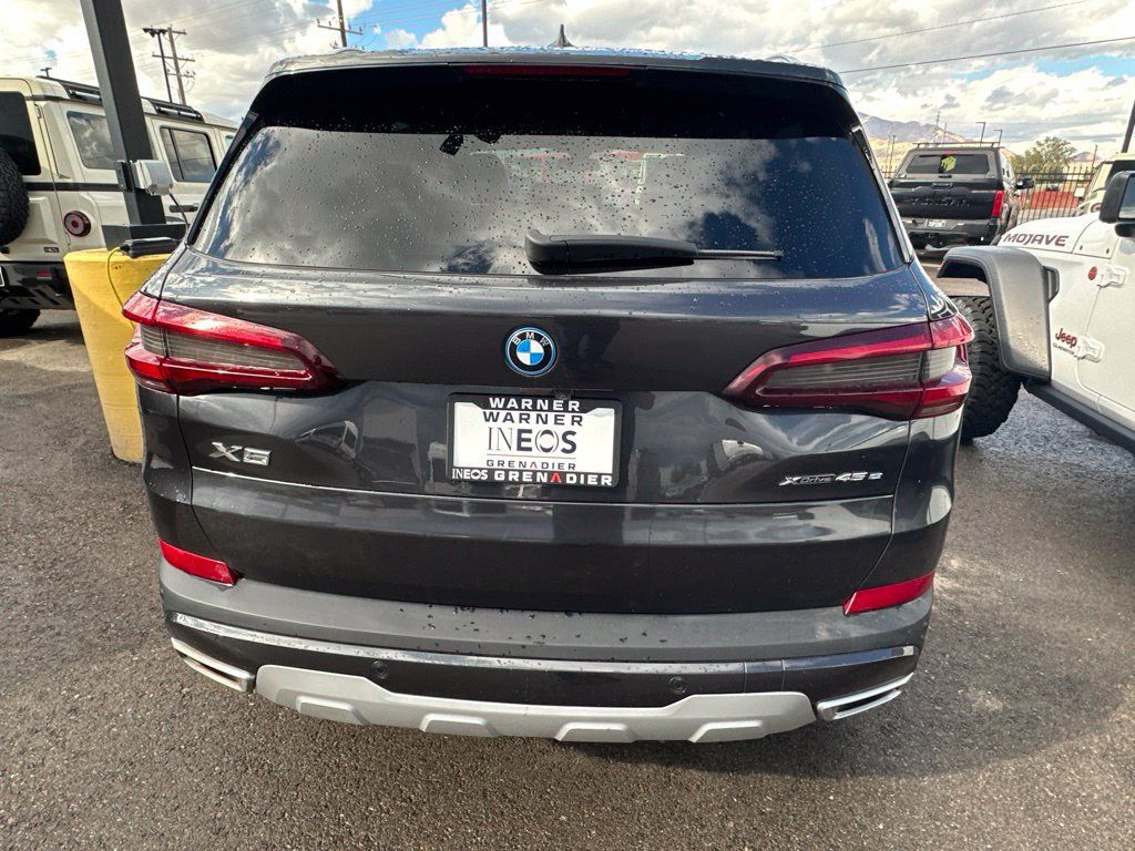 Used 2023 BMW X5 xDrive45e AWD/4WD image 5