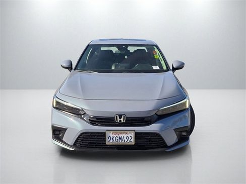Used 2024 Honda Civic Touring image 2