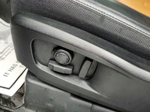 Used 2020 Land Rover Defender 110 X image 10