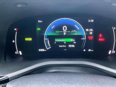 Used 2025 Toyota Camry SE FWD image 19